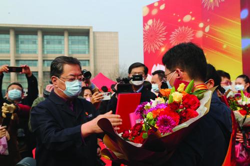 9999js��ɳ��Ʒ��(�й�)���޹�˾